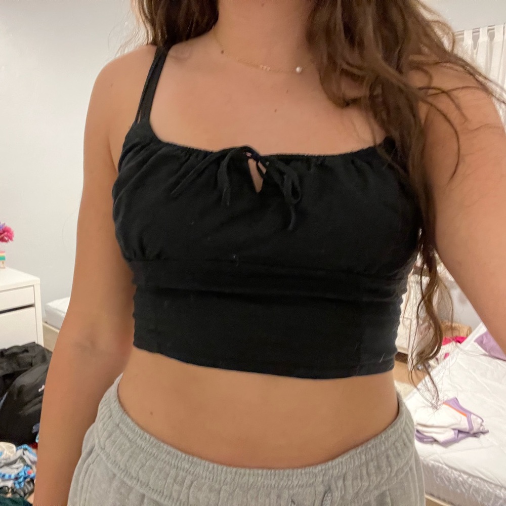 Brandy Melville John Galt Crop Top